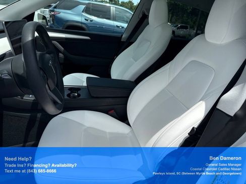 Used 2023 Tesla Model Y Long Range AWD/4WD image 3