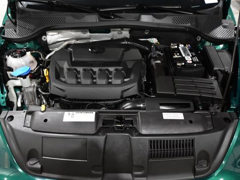 Used 2018 Volkswagen Beetle 2.0T image 48