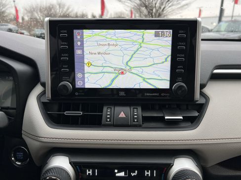 Used 2019 Toyota RAV4 Limited image 20