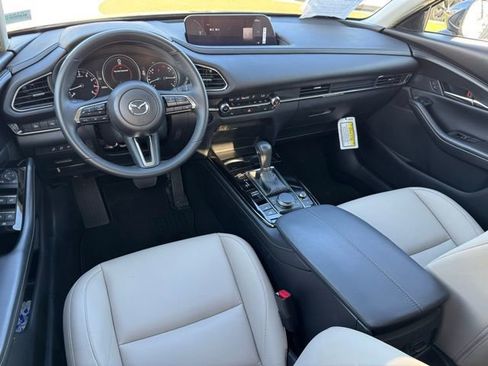Used 2025 MAZDA CX-30 AWD 2.5 S w/ Preferred Package image 11
