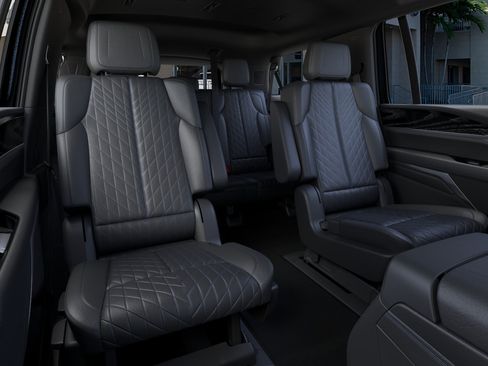New 2026 Cadillac Escalade IQL Sport 1 w/ LPO, ONYX Package AWD/4WD image 17