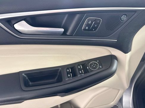 Used 2023 Ford Edge Titanium w/ Equipment Group 301A AWD/4WD image 22