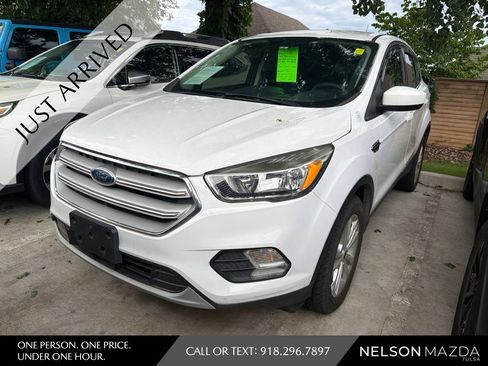 Used 2019 Ford Escape SE AWD/4WD image 1