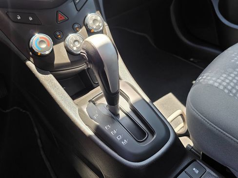 Used 2014 Chevrolet Sonic LT FWD image 27