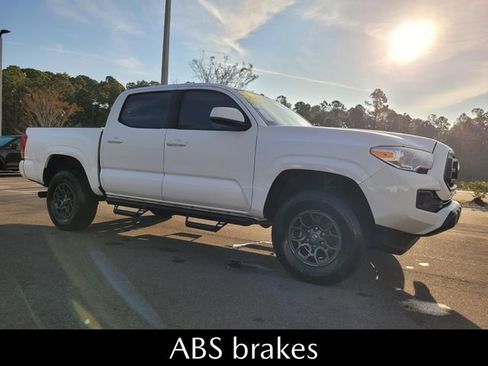 Used 2020 Toyota Tacoma SR w/ SR Convenience Package image 14