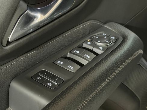 Used 2023 GMC Yukon Denali w/ LPO, Floor Liner Package AWD/4WD image 24