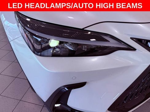 Used 2024 Lexus NX 250 FWD image 10