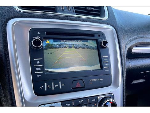 Used 2016 GMC Acadia SLT AWD/4WD image 23