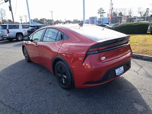 New 2026 Toyota Prius LE image 8
