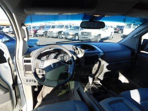 Used 2004 Nissan Armada SE image 16