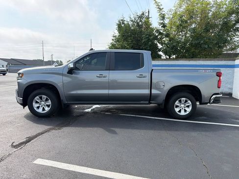 Used 2021 Chevrolet Silverado 1500 LT w/ Bed Protection Package AWD/4WD image 2