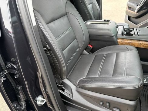 Used 2020 GMC Yukon Denali w/ Denali Ultimate Package AWD/4WD image 37