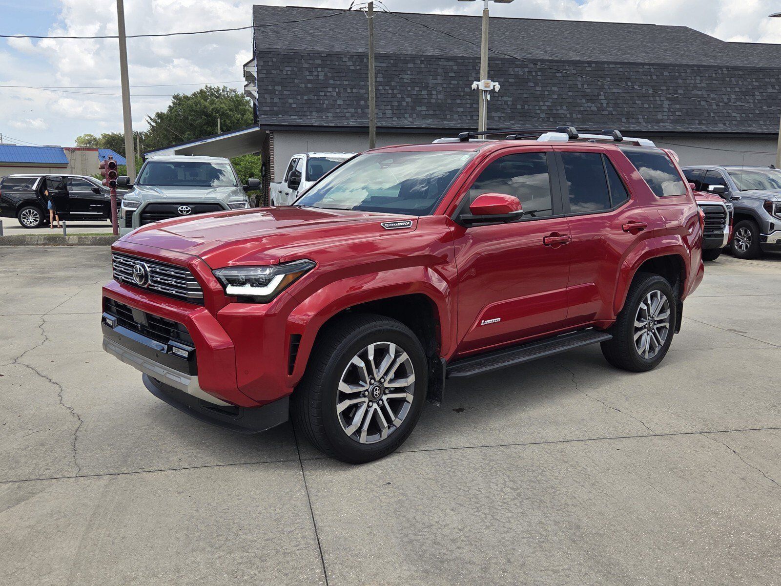 Certified 2025 Toyota 4Runner Limited AWD/4WD image 3