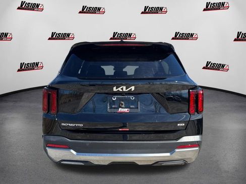New 2026 Kia Sorento S image 6