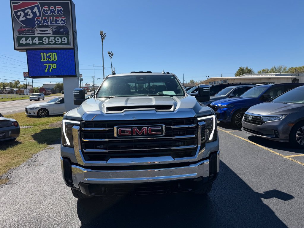Used 2024 GMC Sierra 2500 SLT w/ SLT Convenience Package AWD/4WD image 8