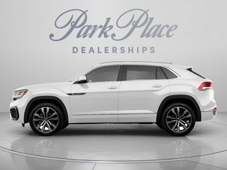 Used 2021 Volkswagen Atlas Cross Sport SE w/ Panoramic Sunroof Package FWD video 2