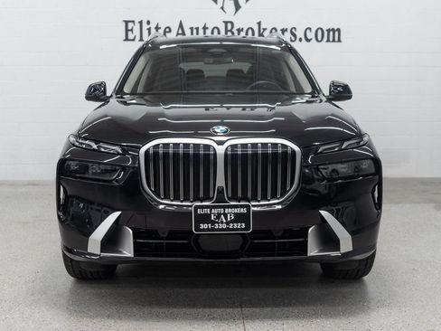 Used 2026 BMW X7 xDrive40i AWD/4WD image 3