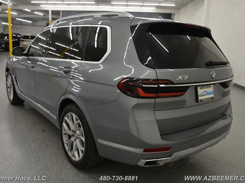 Used 2025 BMW X7 xDrive40i image 11