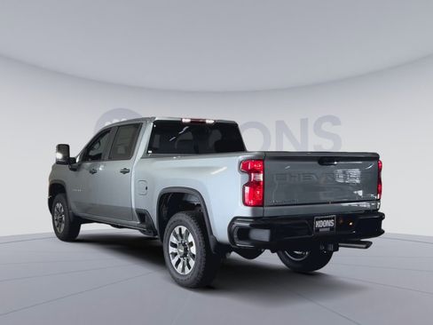 New 2026 Chevrolet Silverado 2500 Custom w/ Custom Value Package AWD/4WD image 11