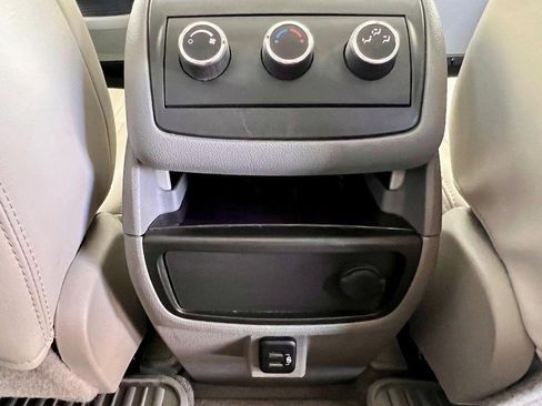 Used 2017 Buick Enclave Leather image 13