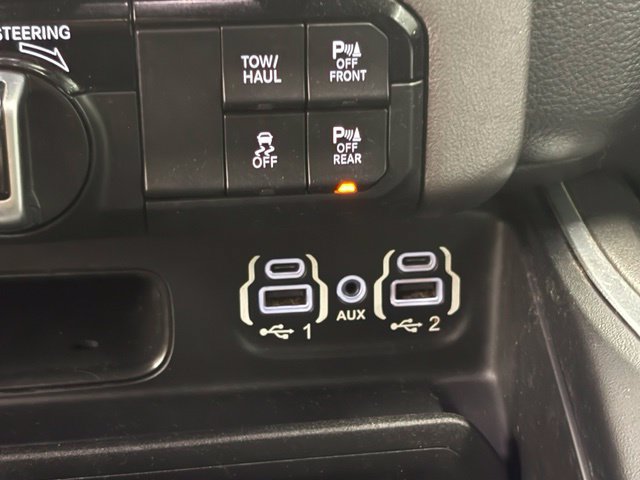 Used 2021 RAM 1500 Laramie AWD/4WD image 39