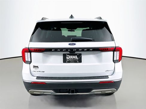 New 2026 Ford Explorer Active w/ Active Comfort Package image 12