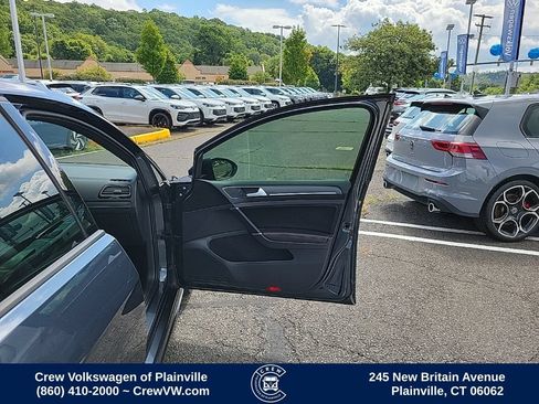 Used 2018 Volkswagen GTI SE w/ SE Leather Package FWD image 41