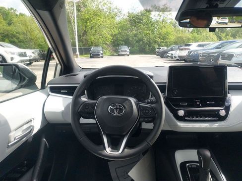 Used 2024 Toyota Corolla SE FWD image 10