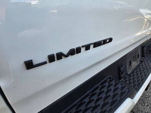 Used 2025 RAM 1500 Limited AWD/4WD image 14