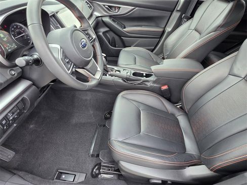 Used 2023 Subaru Crosstrek 2.5i Limited w/ Moonroof Package image 8