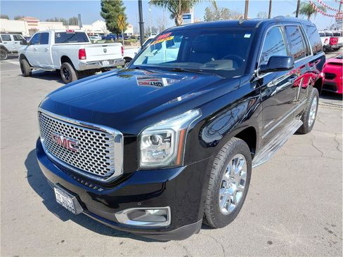 Used 2015 GMC Yukon Denali w/ Touring Package image 18