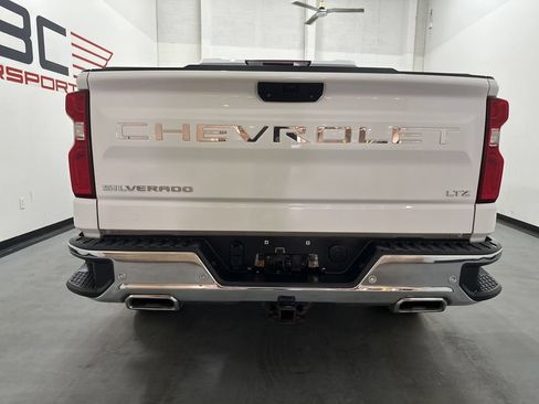 Used 2021 Chevrolet Silverado 1500 LTZ AWD/4WD image 15