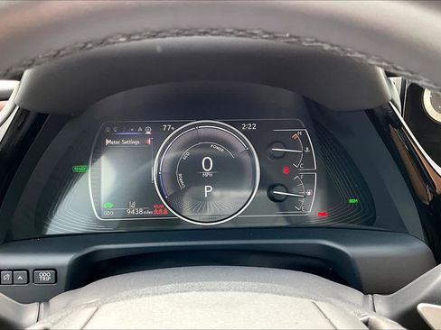 Certified 2025 Lexus ES 300h w/ Premium Package image 26