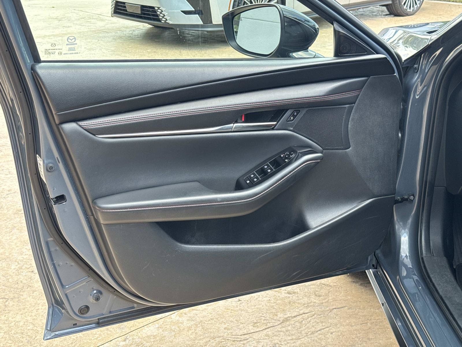 Used 2024 MAZDA MAZDA3 s AWD/4WD image 10