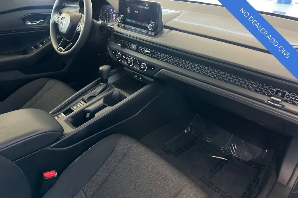 Certified 2025 Honda Accord SE image 17