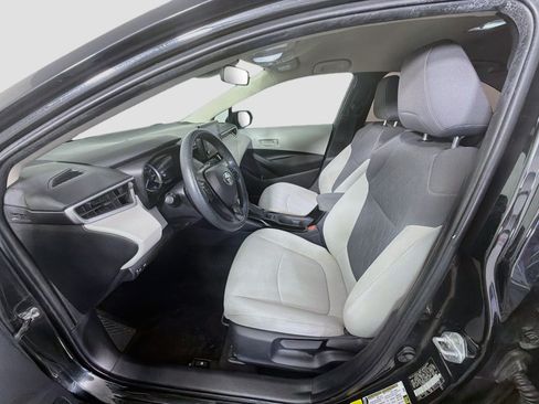 Used 2022 Toyota Corolla LE w/ LE Convenience Package FWD image 13