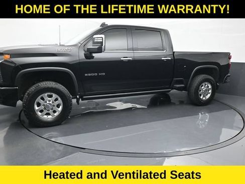 Used 2022 Chevrolet Silverado 2500 High Country AWD/4WD image 3