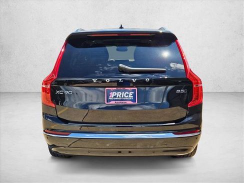 Used 2024 Volvo XC90 B5 Plus w/ Protection Package Premier AWD/4WD image 7