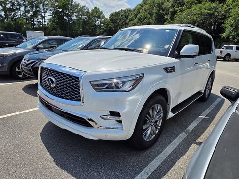 Used 2022 INFINITI QX80 Luxe w/ All-Season Package RWD image 14