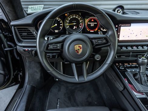 Used 2022 Porsche 911 GT3 image 12