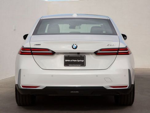 Certified 2025 BMW 530i xDrive w/ Premium Package image 7