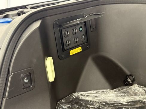 Certified 2024 Ford F150 Lightning XLT AWD/4WD image 11
