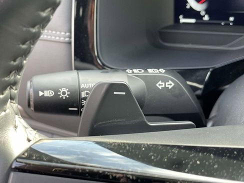 Used 2024 Nissan Pathfinder Platinum w/ Cargo Package image 33