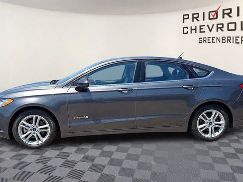 Used 2018 Ford Fusion S FWD image 5