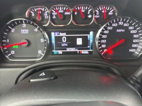 Used 2019 GMC Yukon XL SLT image 12