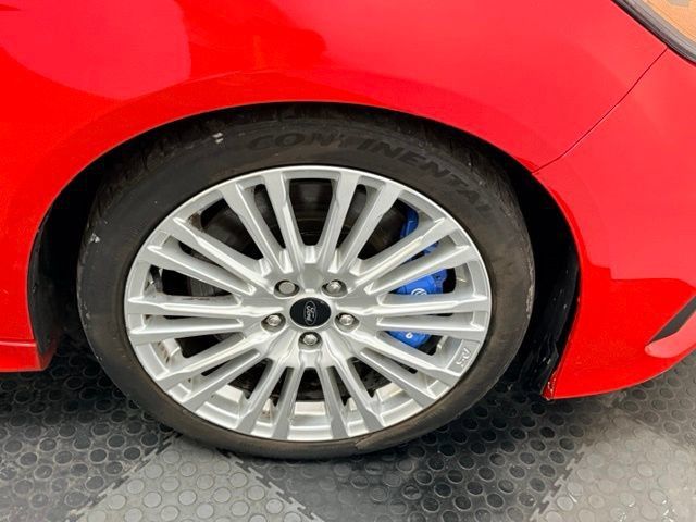 Used 2018 Ford Focus RS AWD/4WD image 15