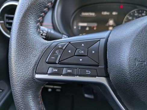 Used 2023 Nissan Kicks SR image 24