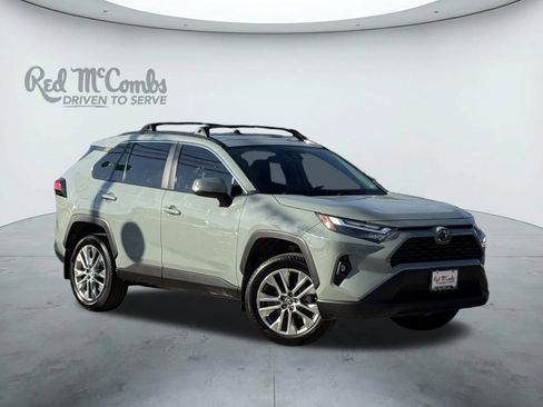 Used 2023 Toyota RAV4 XLE Premium image 1