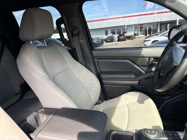 Used 2025 Toyota Tacoma SR5 RWD image 11