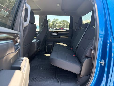 Used 2023 Chevrolet Silverado 1500 RST w/ Z71 Off-Road Package AWD/4WD image 28